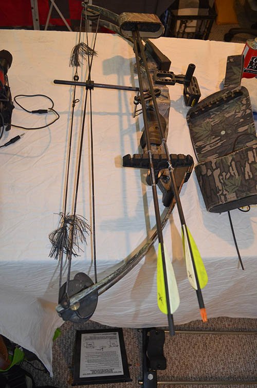 Property photo 37 - Personal Property Auction, Tractor & Implements, Cars, Lawn & Garden, Hunting & Fishing, Guns, Antiques & Collectibles, Household